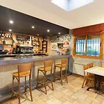 Cinca Hotel *