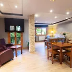 Cinca Hotell Escalona