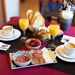 Hotell Cinca Escalona