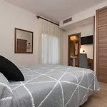 Cinca Hotel