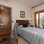 Cinca Hotel *