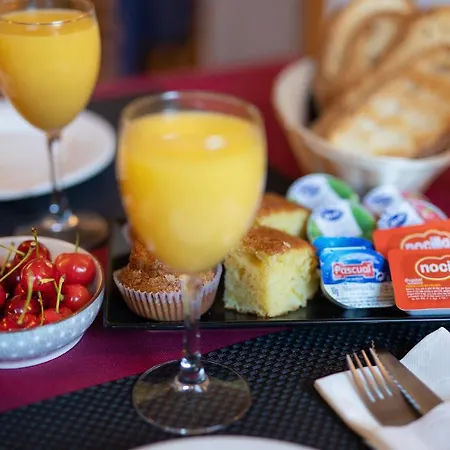 Cinca Hotel Escalona