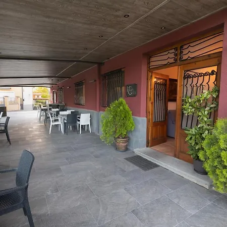 Cinca Hotel *