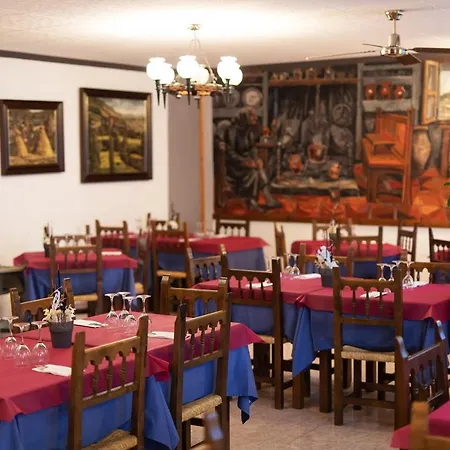 Cinca Hotel *