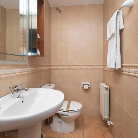 Cinca Hotel Escalona