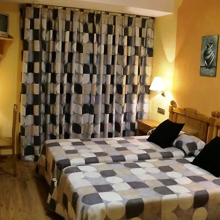 Cinca Hotel *