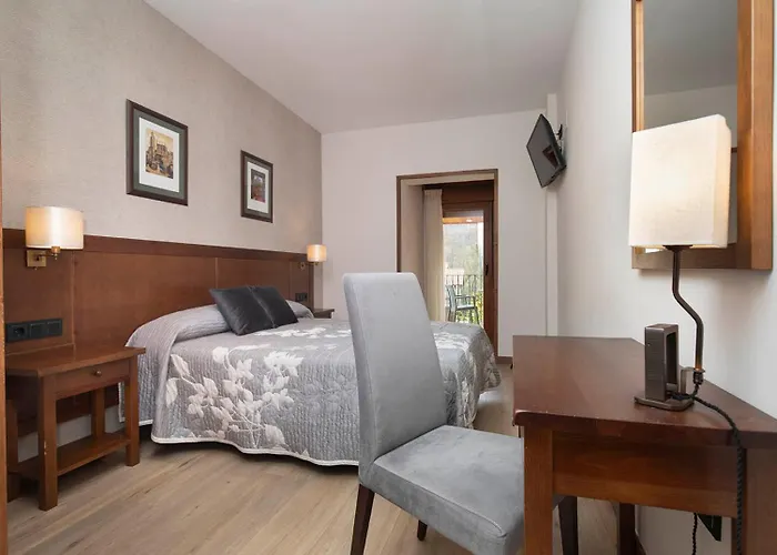 신카 호텔 Escalona