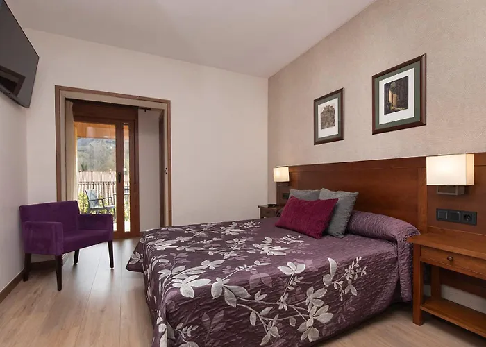 Hotel Cinca Escalona